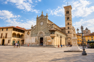 Quanto rende un appartamento a Prato Centro negli affitti brevi?